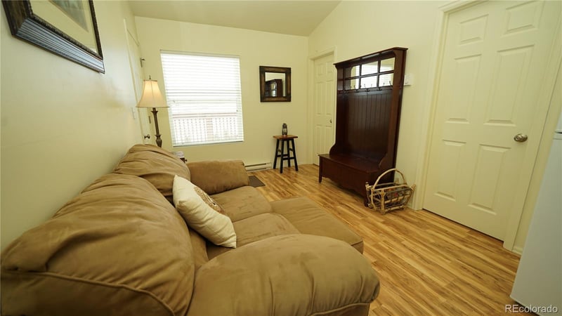 278 Way Station Ct, Jefferson, CO 80456