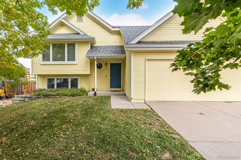 17633 Temple Dr, Aurora, CO 80015