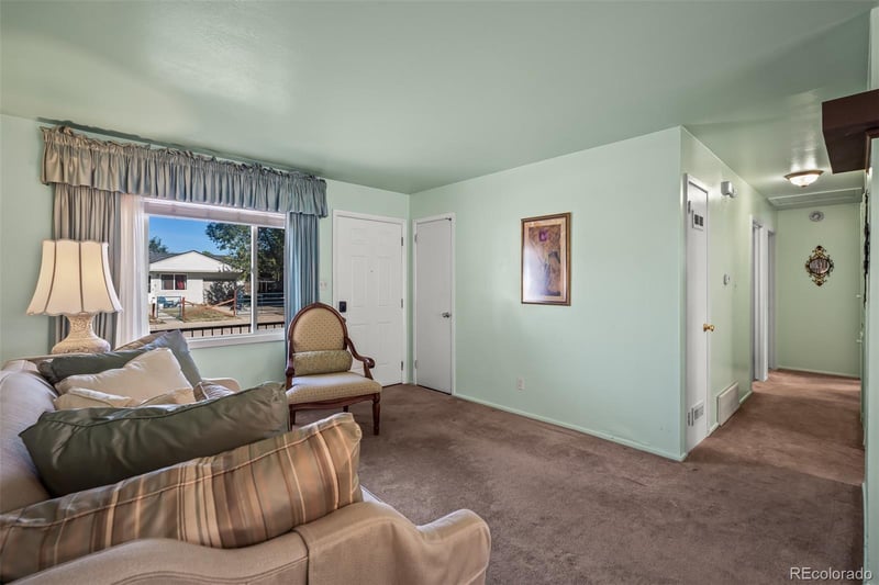 97 Esther Dr, Colorado Springs, CO 80911