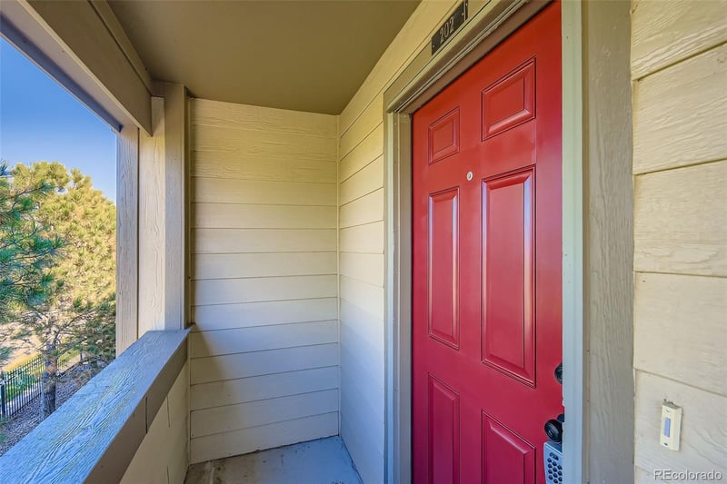 23401 E 5th Dr #202, Aurora, CO 80018