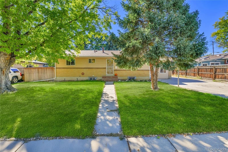 7540 Mexico Dr, Lakewood, CO 80232