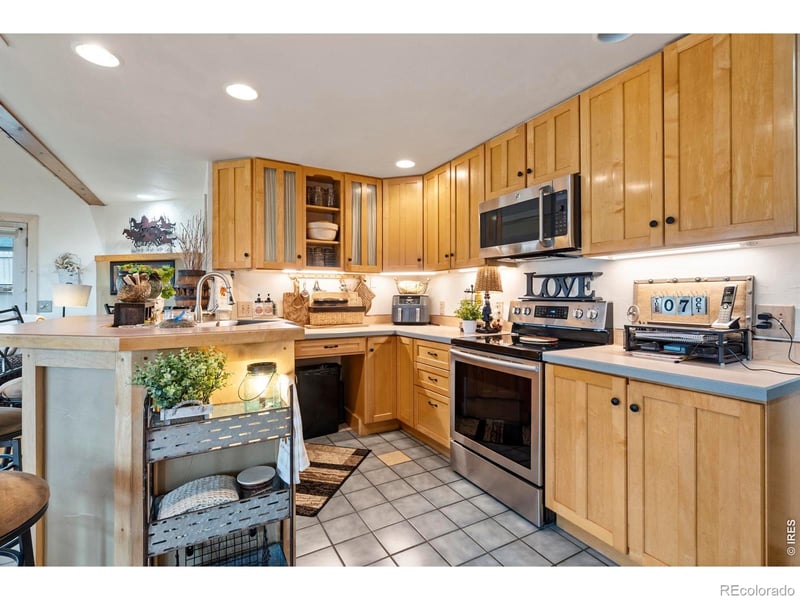 123 Mohawk Rd, Lyons, CO 80540