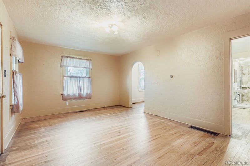 193 Dixie St, Palmer Lake, CO 80133