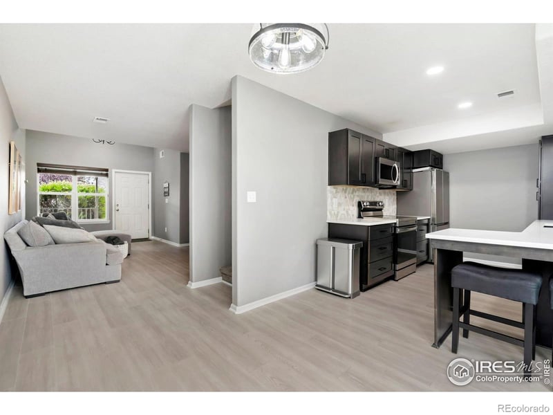 802 Waterglen Dr #B6, Fort Collins, CO 80524