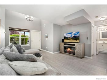 802 Waterglen Dr #B6, Fort Collins, CO 80524