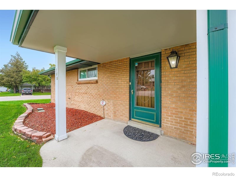 9300 53rd Pl, Arvada, CO 80002