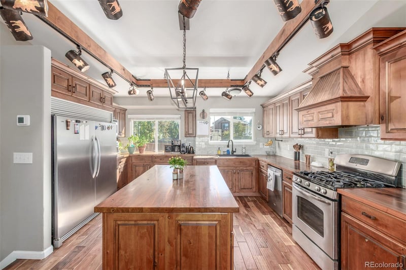 4864 Parsons Way, Castle Rock, CO 80104