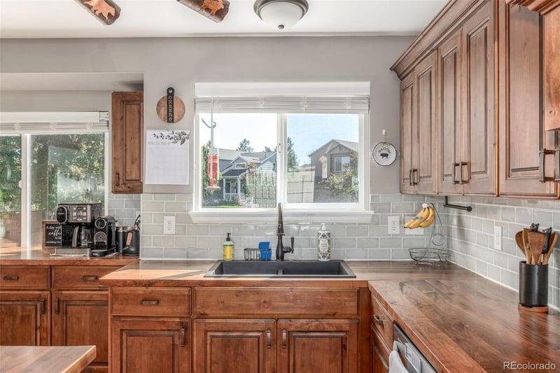 4864 Parsons Way, Castle Rock, CO 80104