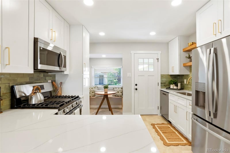 3301 Bellaire St, Denver, CO 80207