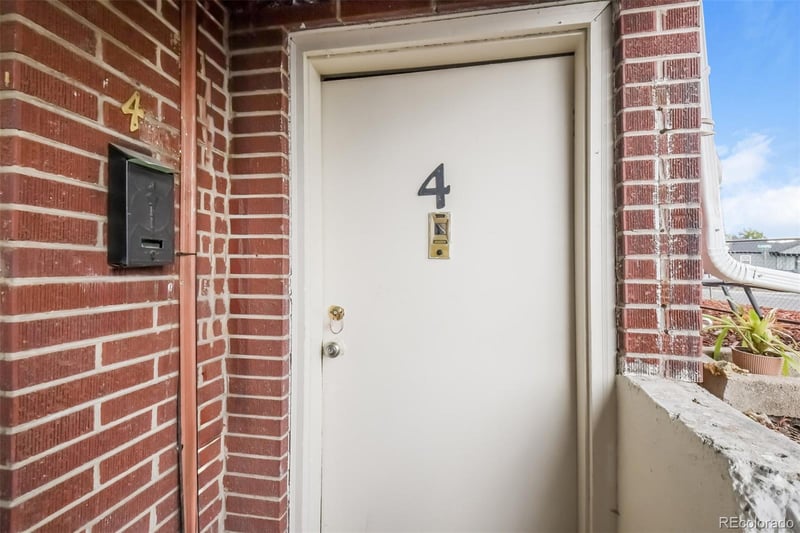 1592 Lansing St #1-6, Aurora, CO 80010