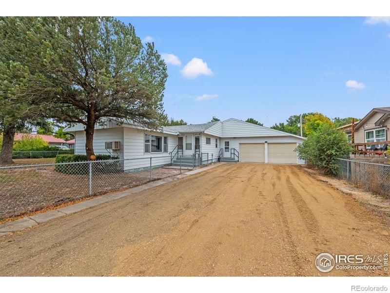 218 Lincoln Ave, Merino, CO 80741