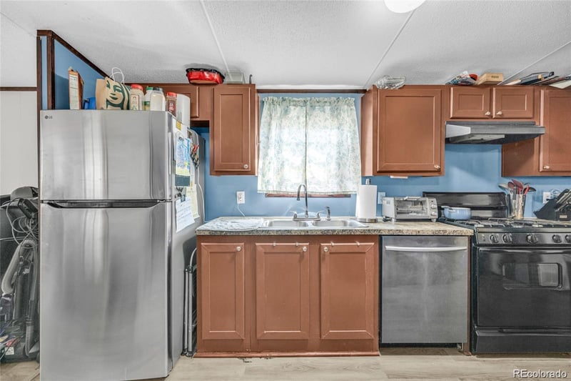 10 Jason St, Castle Rock, CO 80109