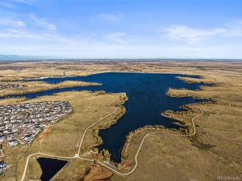 7051 White Crow Way, Aurora, CO 80016