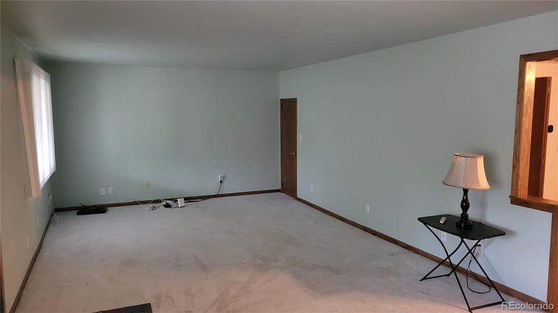220 E 5th St, Julesburg, CO 80737