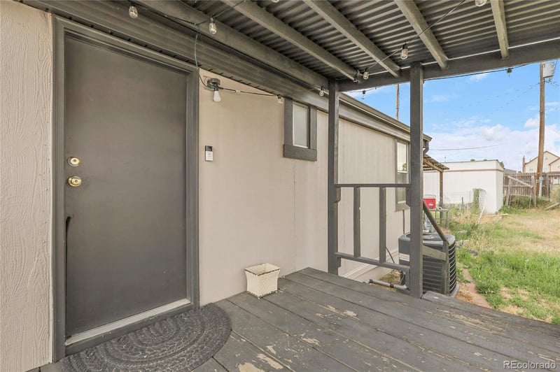 371 S Main St, Byers, CO 80103