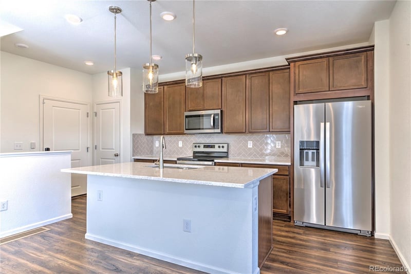 6253 Liverpool St, Aurora, CO 80019