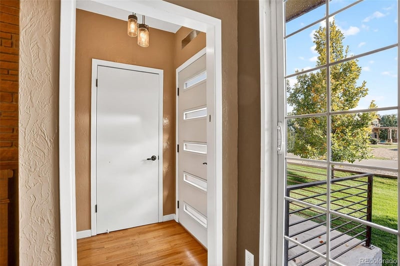 9863 Zephyr Dr, Broomfield, CO 80021