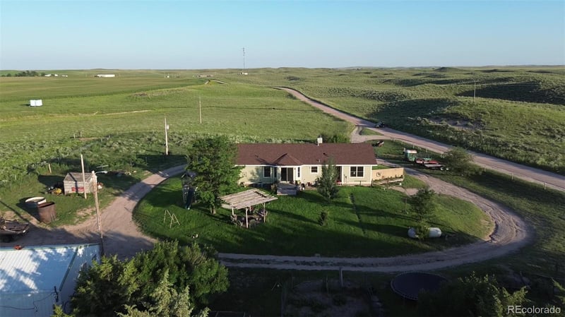 61998 County Road 4 5, Holyoke, CO 80734