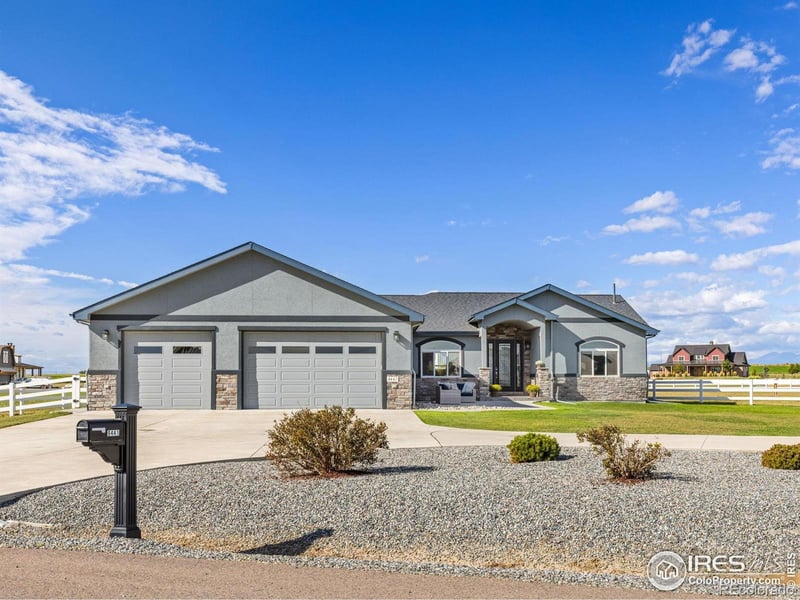 9441 Meadow Farms Dr, Milliken, CO 80543