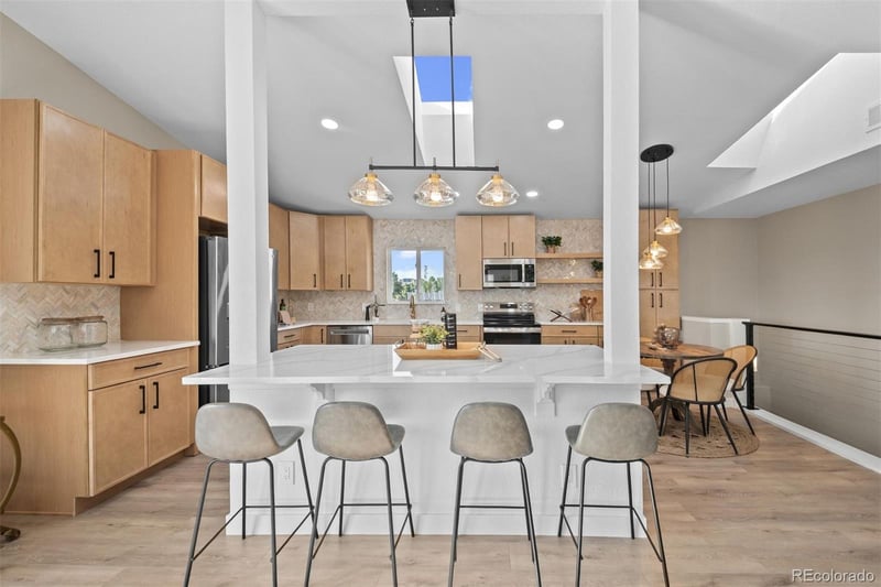 59 Degaulle St, Aurora, CO 80018