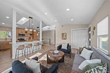 59 S Degaulle St, Aurora, CO 80018