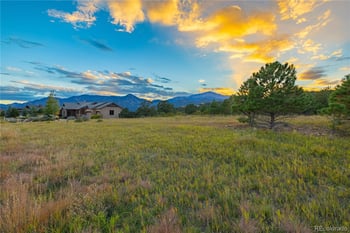 3760 Twisted Oak Cir, Colorado Springs, CO 80904