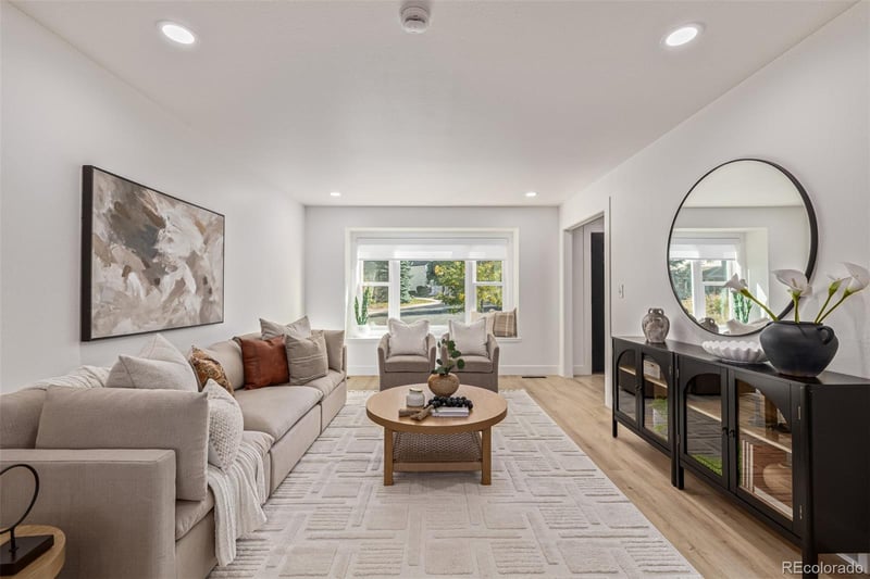 6703 Locust Ct, Centennial, CO 80112