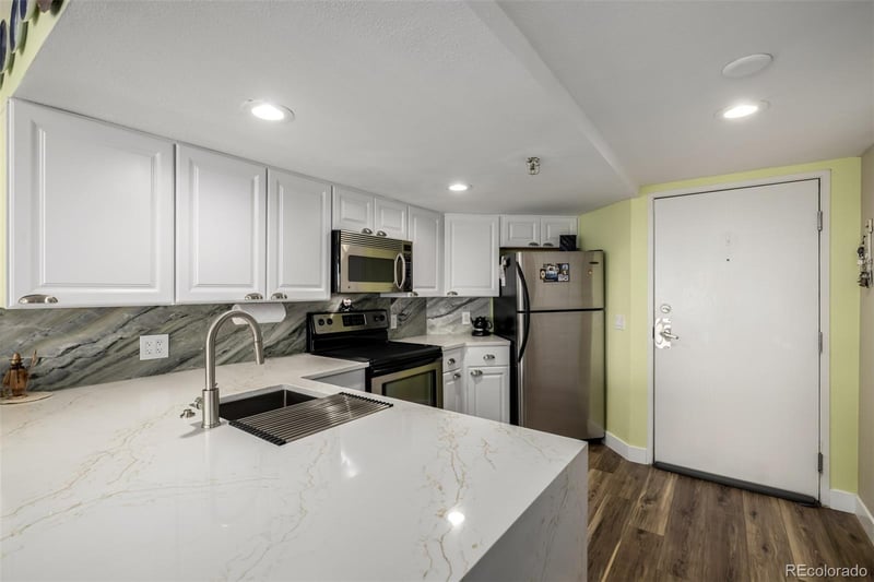100 Park Ave W #1004, Denver, CO 80205