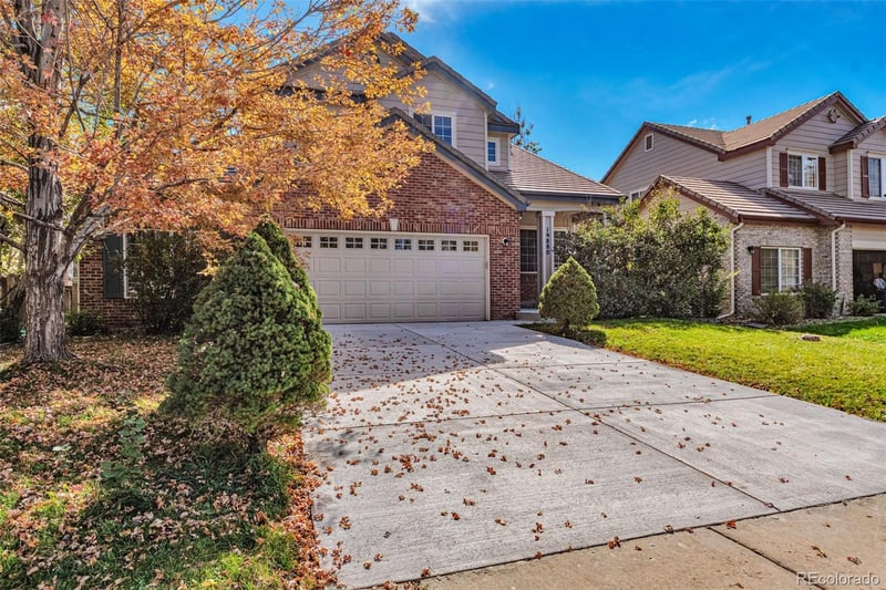 19880 59th Pl, Aurora, CO 80019