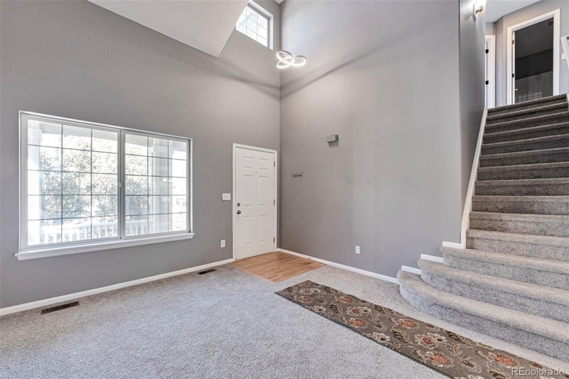 19880 59th Pl, Aurora, CO 80019