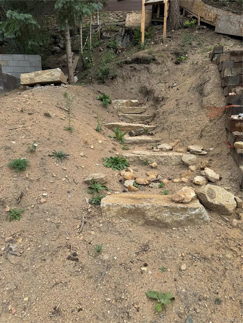 10762 Twin Spruce Rd, Golden, CO 80403