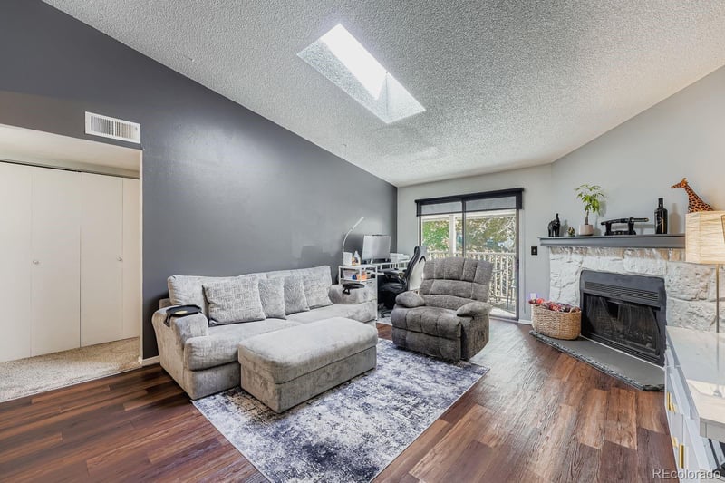 908 Walden Way #201, Aurora, CO 80017