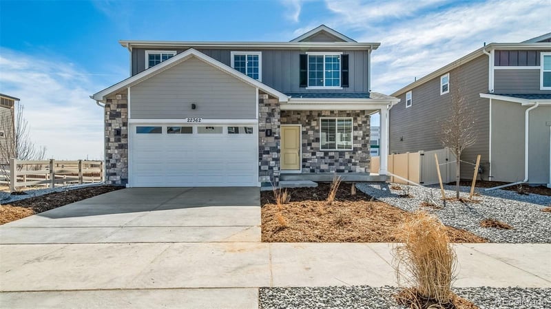 22362 38th Pl, Aurora, CO 80019