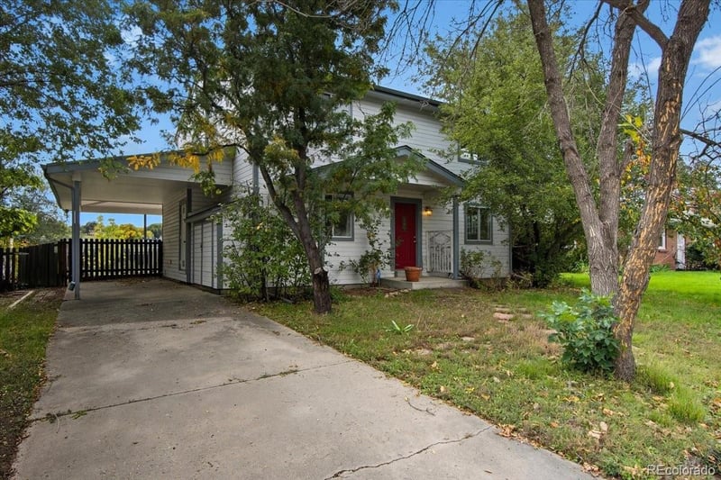 9870 41st Ave, Wheat Ridge, CO 80033