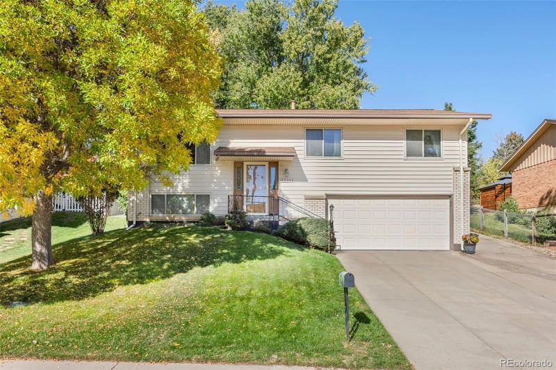1135 Wright St, Lakewood, CO 80228