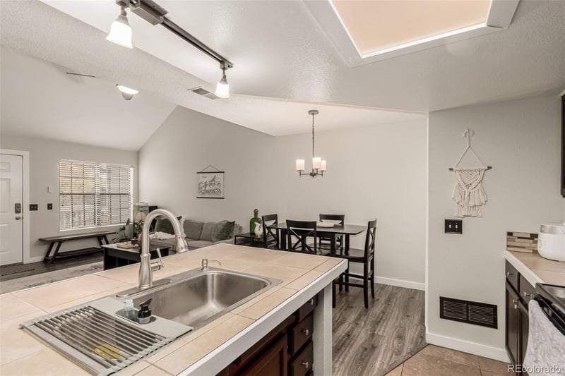 8337 Upham Way #211, Littleton, CO 80128