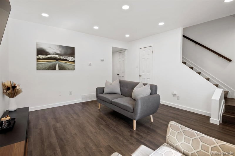 9240 Lehigh Ave, Denver, CO 80237