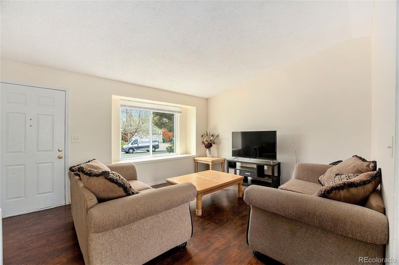 19707 Princeton Pl, Aurora, CO 80207