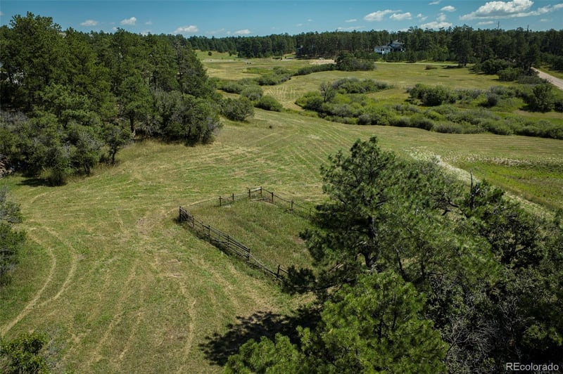 331 Grandwood Dr, Monument, CO 80132