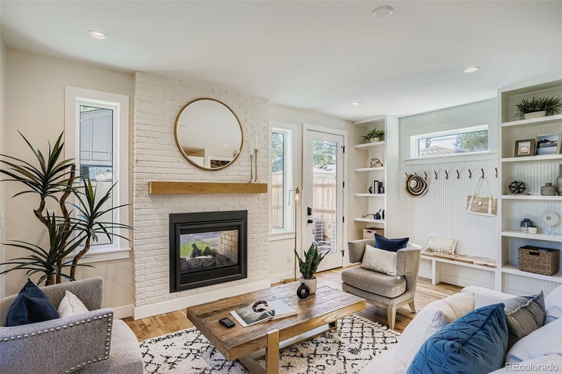 3332 N Josephine St, Denver, CO 80205