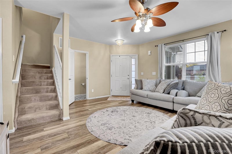 4734 Duquesne St, Aurora, CO 80016