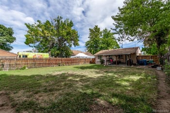 6451 Glencoe St, Commerce, CO 80022