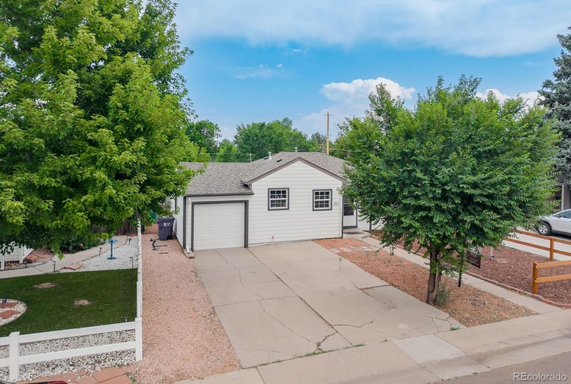 452 Perry St, Denver, CO 80204