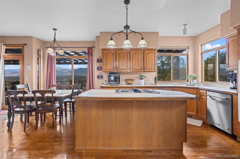 125 Mission Hill Way, Colorado Springs, CO 80921