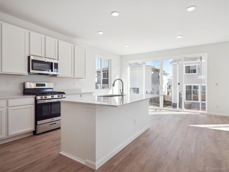 494 Rifle St, Aurora, CO 80017