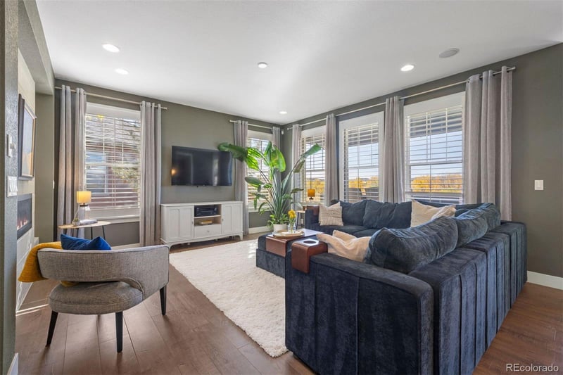 6586 Club Villa Rd, Parker, CO 80134