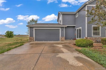 12 Golden Eagle Pw, Brighton, CO 80601