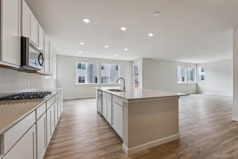 1400 Loraine Cir N, Erie, CO 80026