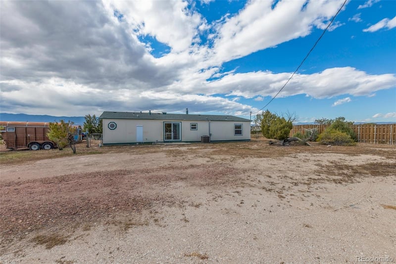 358 13th St, Penrose, CO 81240