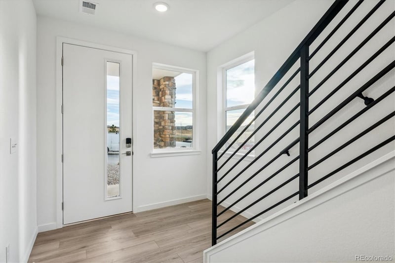 9167 Blue Needle Ln, Englewood, CO 80112